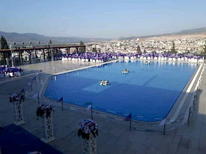 Belediye yüzme havuzu 1