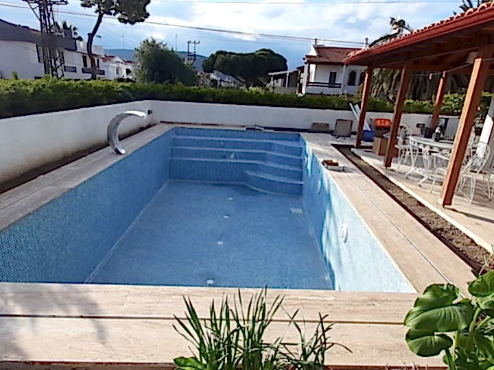 Metin Bey (Villa Havuzu) Çeşme